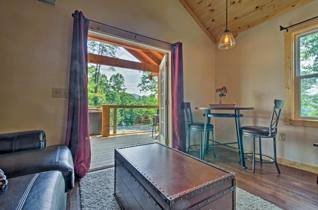 Bryson City Studio With Hot Tub - Near Nantahala! Kültér fotó