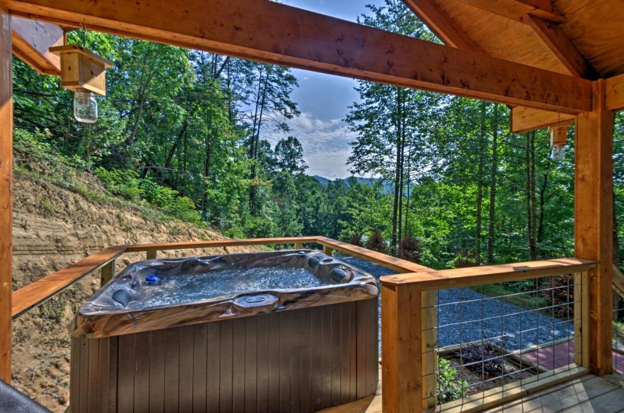 Bryson City Studio With Hot Tub - Near Nantahala! Kültér fotó